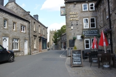 Bulls-Head-and-Church